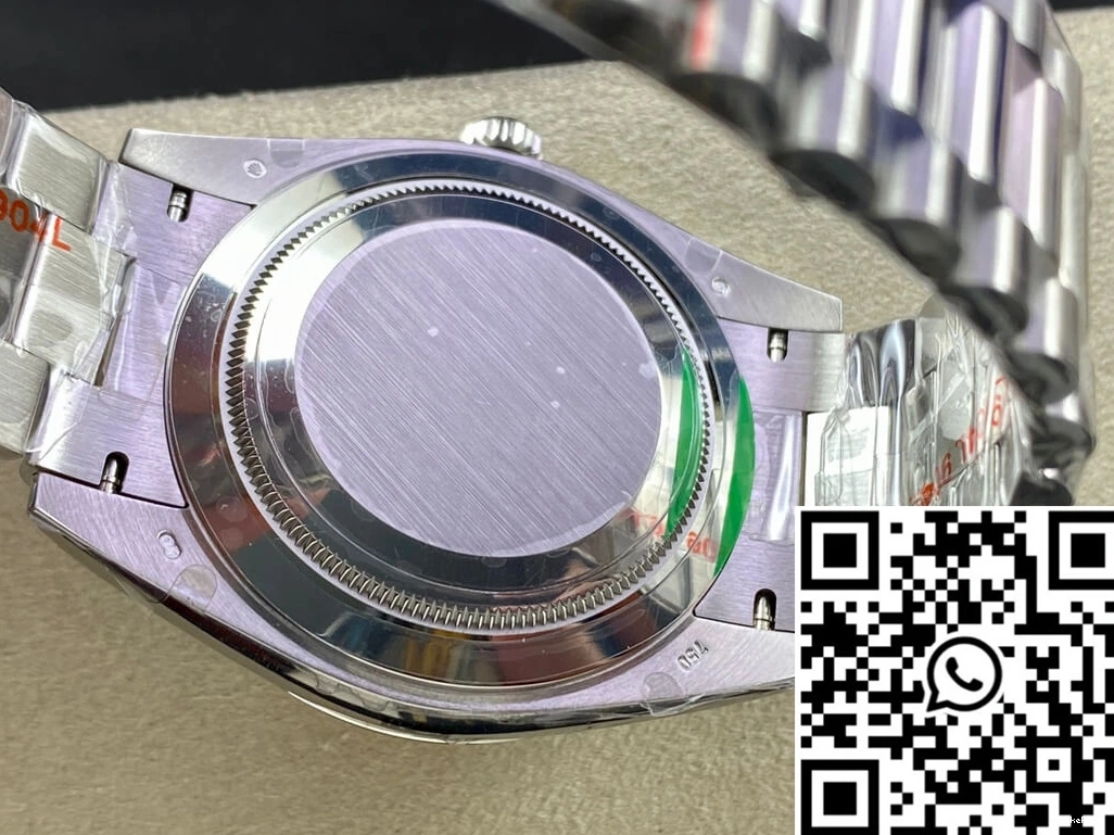 Date EW Day Diamond-set Factory M228236-0006 Dial Rolex 1030